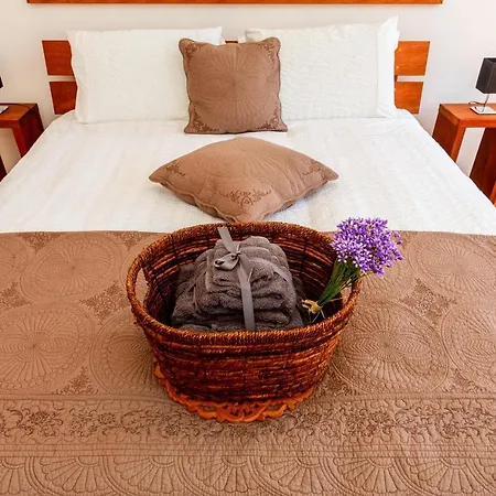 Luxury Serviced In Centre *