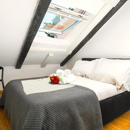 Appartement Luxury Serviced In Centre Split