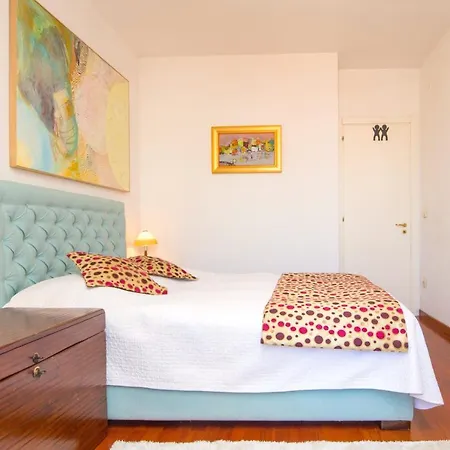 Luxury Serviced In Centre Appartement